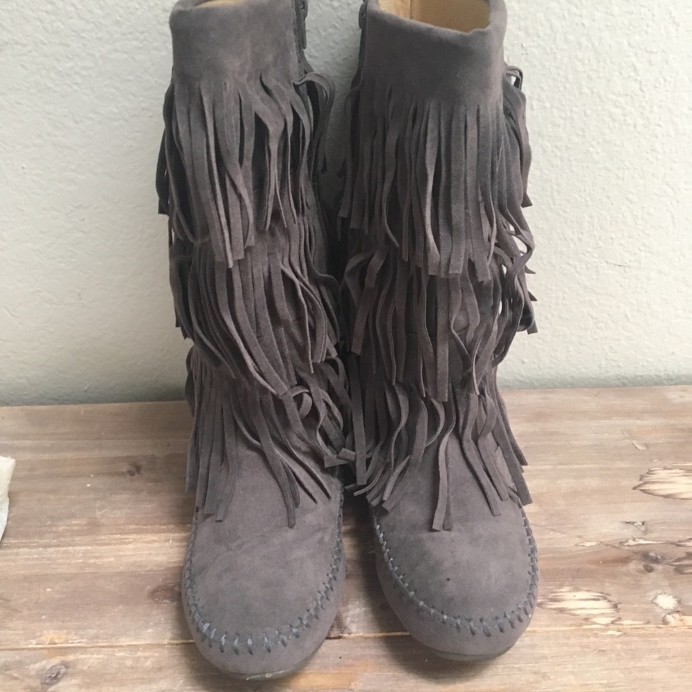 Fringe Grey Boots